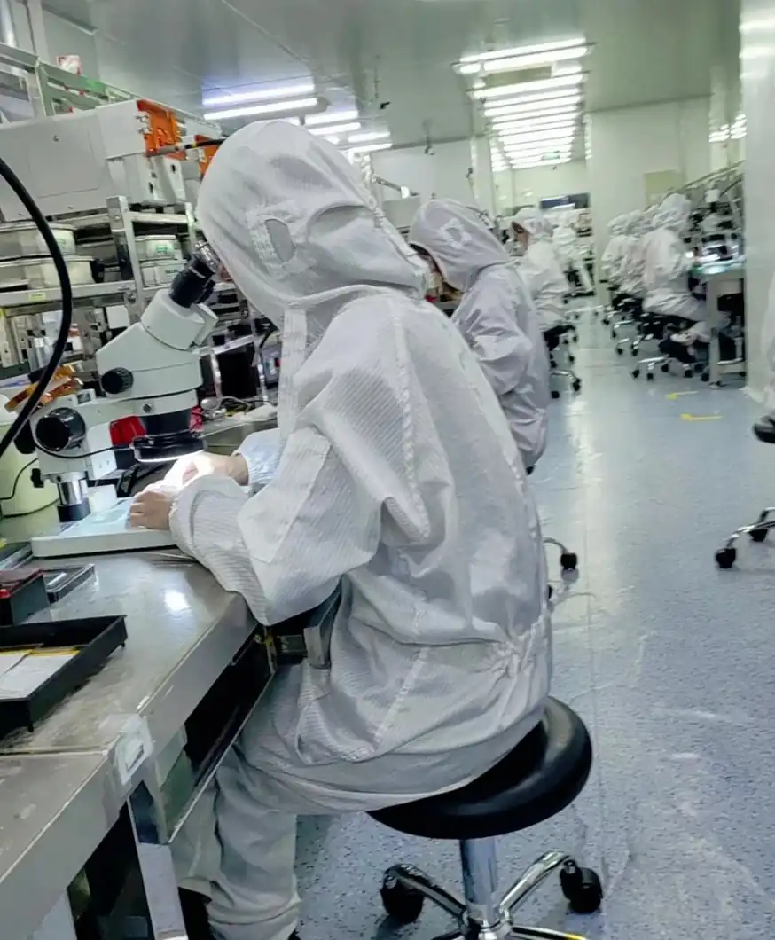 Electronics Sourcing in Shenzhen 在地产业带实景